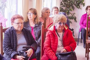 Jornada de concientización sobre el cáncer de mama en Recuerdos Compartidos