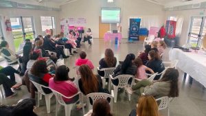 Santa Cruz fortalece las acciones de concientización y acompañamiento comunitario por Octubre Rosa