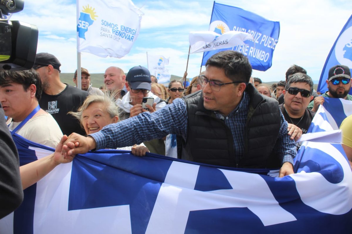 Santa Cruz puso en marcha el tercer equipo perforador y Quintana invertirá USD 10 millones en cinco pozos