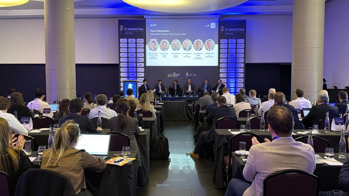 FOMICRUZ presentó su experiencia minera ante inversores y referentes internacionales en Buenos Aires