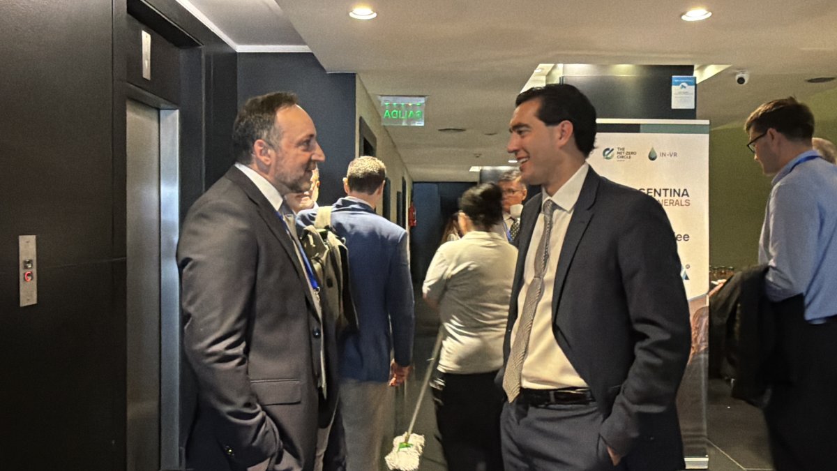 FOMICRUZ presentó su experiencia minera ante inversores y referentes internacionales en Buenos Aires