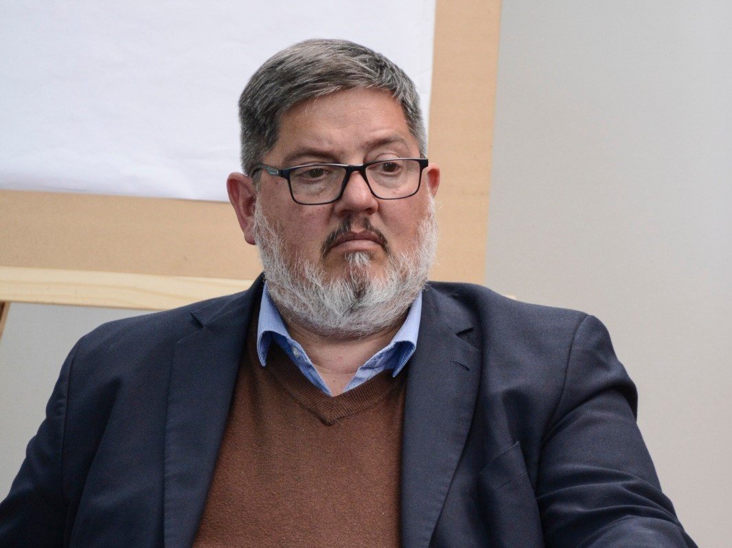 Verbes se refirió a la reapertura de paritarias y explicó la situación financiera de Santa Cruz