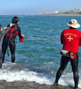 Impulsaron una jornada interinstitucional de salvamento acuático en la costa patagónica