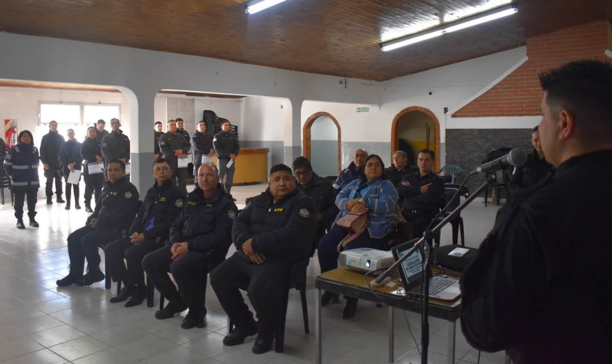 Personal de la Policía Provincial se capacitó en Legislación de Armas de Fuego y Materiales Controlados
