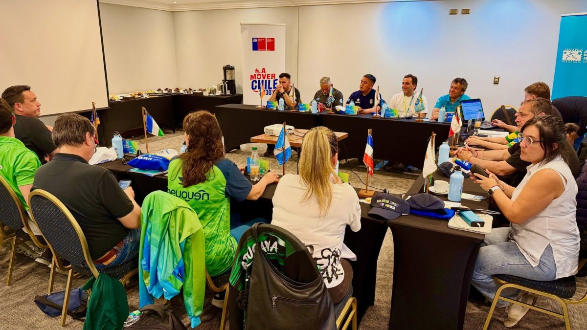 Araucanía: Santa Cruz participó de la reunión del Comité Ejecutivo en Valdivia