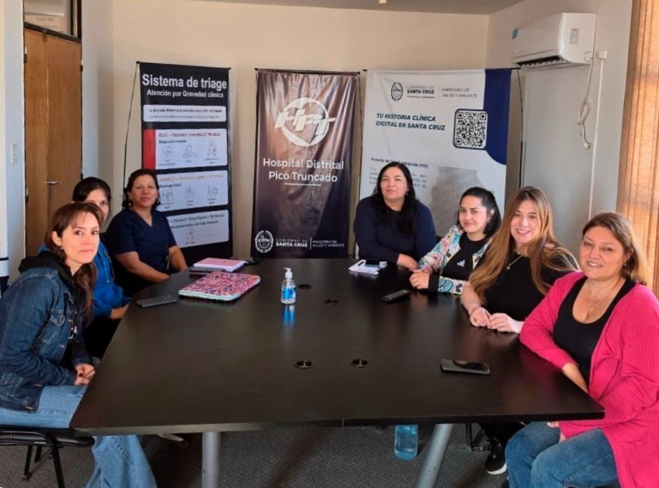 Presentan y despliegan la plataforma Historia de Salud Integrada en la provincia