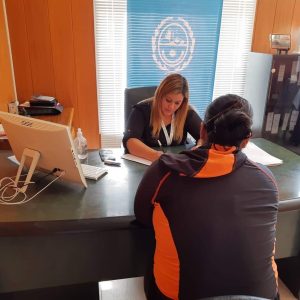 Una nueva jornada de entregas de Tarjeta AlimentAR en Santa Cruz
