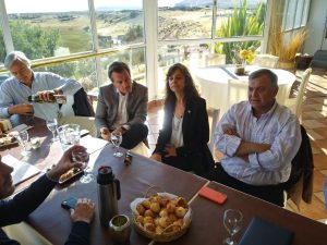 Autoridades provinciales y Lammens participan de reunión de trabajo en El Calafate