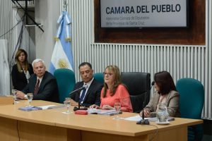 Alicia convocó a deconstruir las instituciones para la transformación del Estado