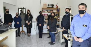 Seguridad entregó equipamiento a las áreas logísticas y de costura de la Policía de Santa Cruz