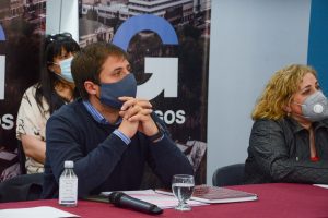 Zuliani: “No debemos pensar que la pandemia se terminó, sino que estamos atravesándola por el trabajo de todos y todas”
