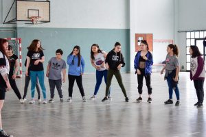 ATV: Exitoso taller de teatro y danzas urbanas