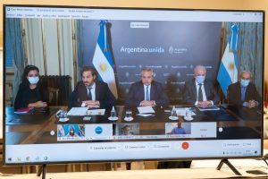 Alicia Kirchner participó de una videoconferencia con el Presidente