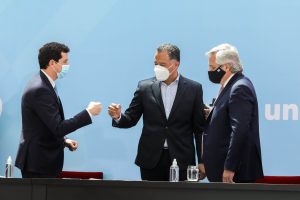 Santa Cruz firmó el consenso fiscal con el Gobierno Nacional