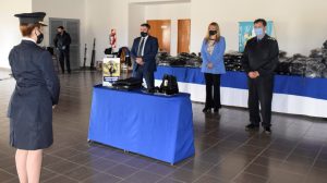 Plan de Gestión Integral: Entregaron equipamiento a los nuevos oficiales de la Policía de Santa Cruz
