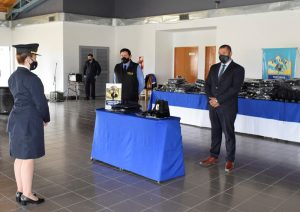 Plan de Gestión Integral: Entregaron equipamiento a los nuevos oficiales de la Policía de Santa Cruz