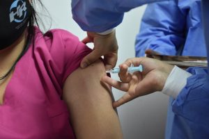 Comenzó la segunda etapa de vacunación a personal sanitario de la provincia