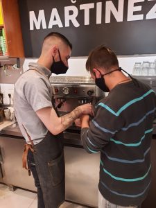 Comenzó el curso de barista para jóvenes