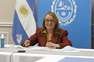 Alicia participó de la entrega de equipamiento a la Escuela de Oficios para la Minería