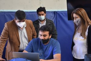 Recorrieron el Centro de Vacunación 17 de Octubre y el CAPS Peliche