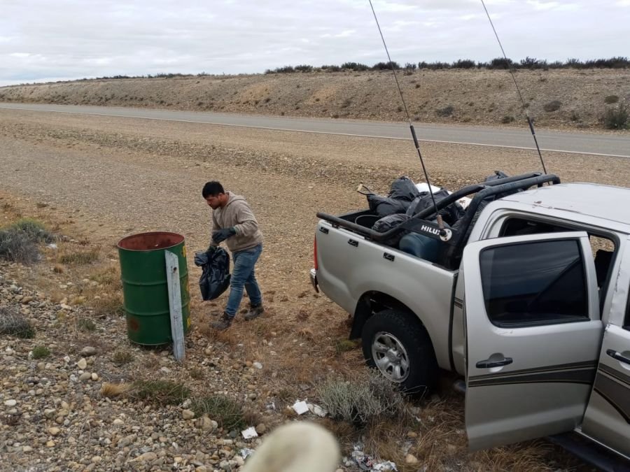 Recolectaron residuos en la Ruta Nacional Nº 3
