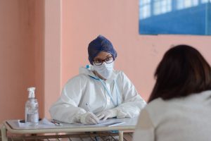Realizaron operativo de detección a trabajadores y trabajadoras de medios