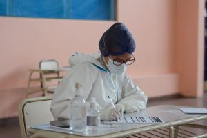Realizaron operativo de detección a trabajadores y trabajadoras de medios