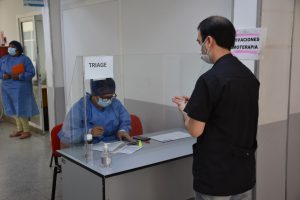 Hospital Regional Río Gallegos: Profesionales de salud recibieron la segunda dosis de la vacuna