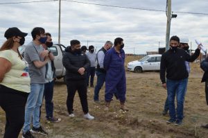 Recorrieron obras para mejorar la distribución de la red de agua del Barrio Ayres Argentinos