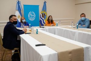 Alicia encabezó el acto de firma de contrato para la ampliación del interconectado oeste