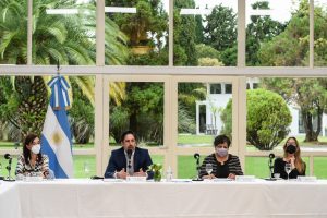 Velázquez: “Lo que nos convoca es poder sostener el sistema público de enseñanza en cada una de las provincias”