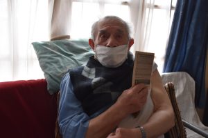 Comenzó la vacunación de los mayores de 90 años en Río Gallegos