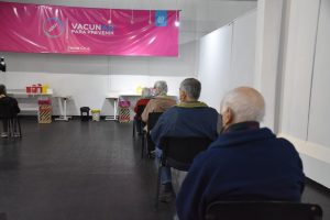 García y Weinzettel estuvieron presentes en el inicio del “Vacunar para Prevenir” en Río Gallegos