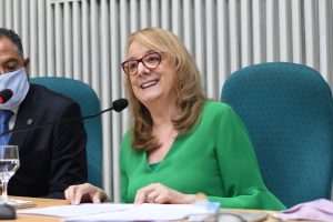 Alicia: “El gobierno provincial ha colocado el tema del agua en Caleta como prioridad”