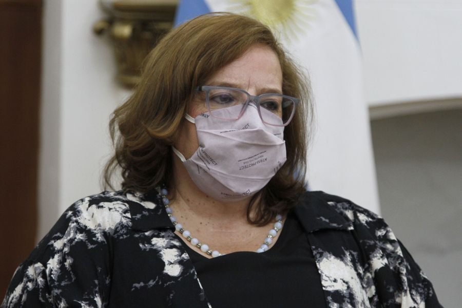 Martínez: "La Gobernadora no va a claudicar en defender a cada santacruceño y santacruceña”