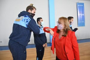 La Gobernadora visitó al primer equipo del Club Hispano Americano que compite en la Liga Nacional de Básquet