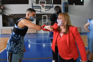 La Gobernadora visitó al primer equipo del Club Hispano Americano que compite en la Liga Nacional de Básquet