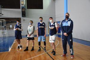 La Gobernadora visitó al primer equipo del Club Hispano Americano que compite en la Liga Nacional de Básquet