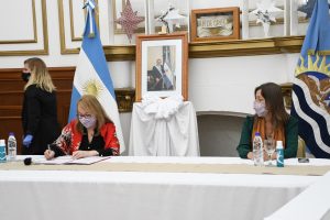 Santa Cruz firmó convenios con el Ministerio de Seguridad de Nación
