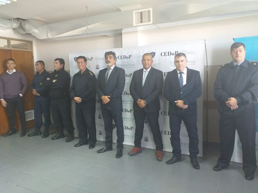 Se realizó la entrega de certificados del curso “Idoneidad Manejo y Entrega de Arma Reglamentaria”