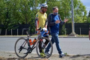 El Secretario de Deportes recibió a ciclistas que buscan unir la Argentina por la Ruta Nacional 40