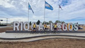 El Secretario de Deportes recibió a ciclistas que buscan unir la Argentina por la Ruta Nacional 40