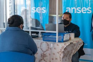 El Gobierno acompañó la jornada interministerial “El Estado en tu barrio” en Río Gallegos