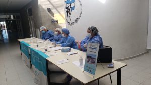 Continúa la jornada de vacunación a la comunidad educativa de Zona Centro