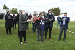 López: “La cancha de césped sintético es para el club y para todos los chicos de la localidad que aman este deporte”