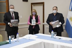 Alicia firmó acta compromiso de adhesión a la Red de Municipios Cooperativos