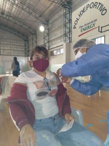 Vacunaron a docentes, directivos, auxiliares y personal de cooperativas de limpieza en Zona Norte