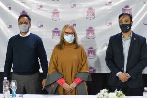 Santa Cruz firmó carta de adhesión al programa integral “Casa Común”