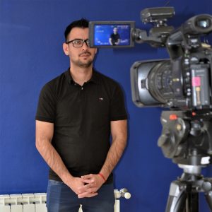 Canal 9 emitirá resumen de noticias y spot preventivos en lengua de señas