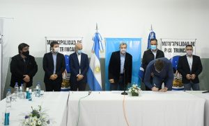 El Gobierno de Santa Cruz firmó convenios con la Municipalidad de Pico Truncado